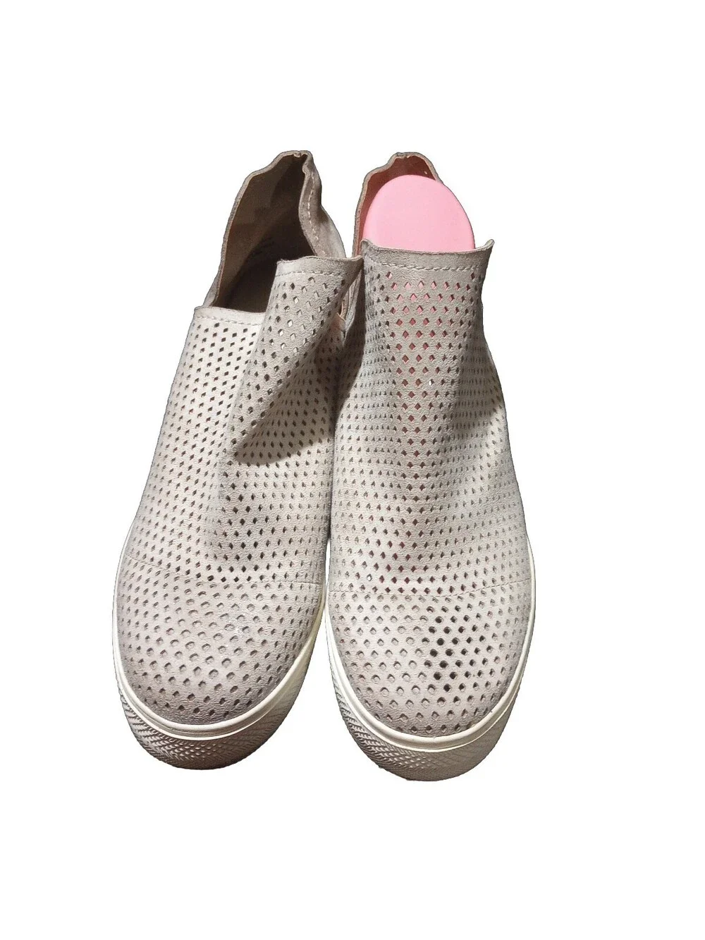 Steve Madden Sneakers Womens 10M GREY Wrath Hidden Wedge Perforated Shoe Suede